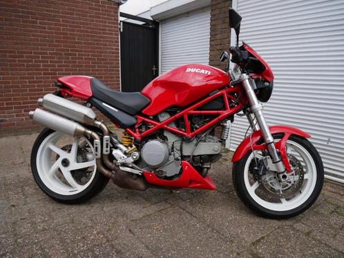 Ducati monster S2R 800