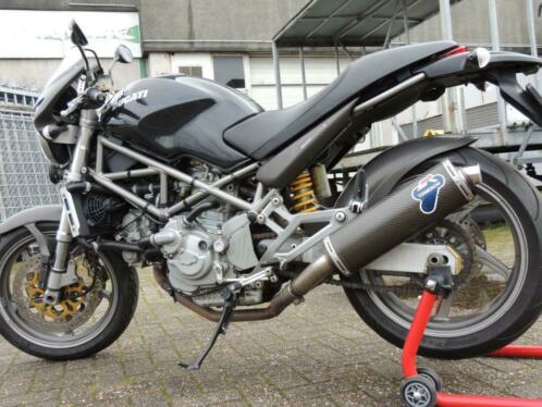 Ducati Monster S4 916