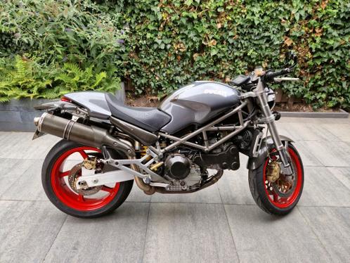 Ducati Monster S4 916