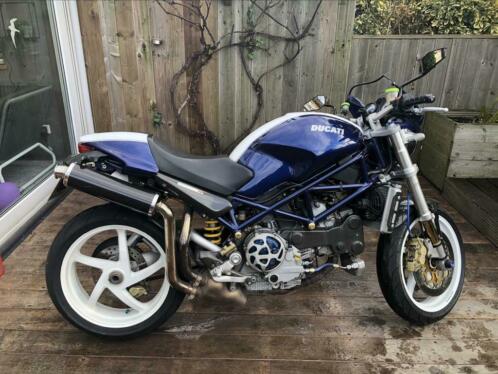 Ducati monster S4R blauw