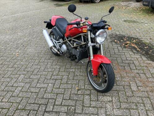 Ducati Monster vaste prijs 2200,-