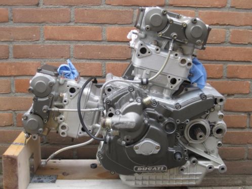 Ducati motorblok  blok 748 SP  SPS 44000km. (748 916 996)