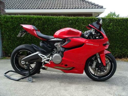 Ducati Panigale 899  Rood  2013  15.100KM  Als Nieuw