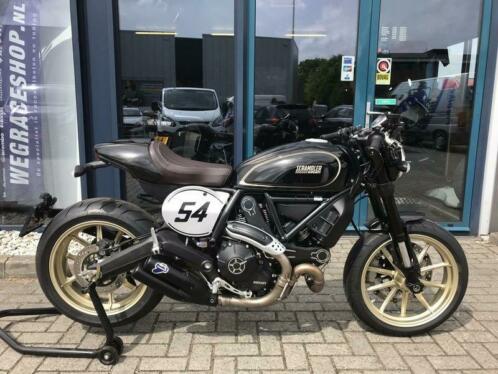 DUCATI SCRAMBLER CAFE RACER (bj 2018) Monster  nieuwstaat