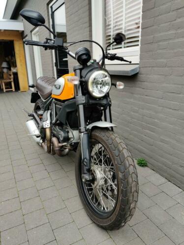 Ducati scrambler classic 800