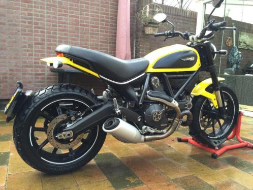 Ducati Scrambler Icon  bj 2015  1250 km  Nieuwstaat