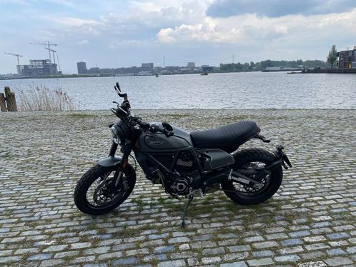 Ducati Scrambler Nightshift - ZO GOED ALS NIEUW