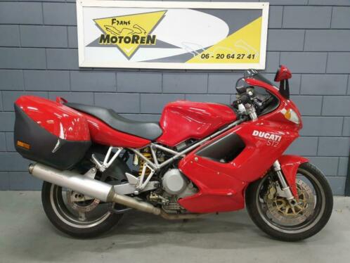 Ducati st2 bj 1999 zeer nette motor lichte rijdbare schade