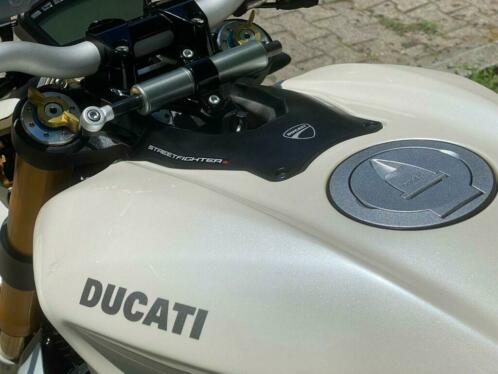 Ducati streetfighter 1089 (wit)
