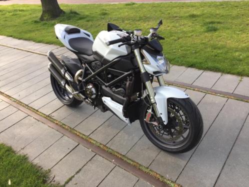 Ducati Streetfighter 1098  2012  11206 km