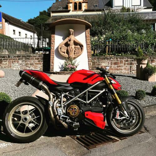 Ducati streetfighter 1098s