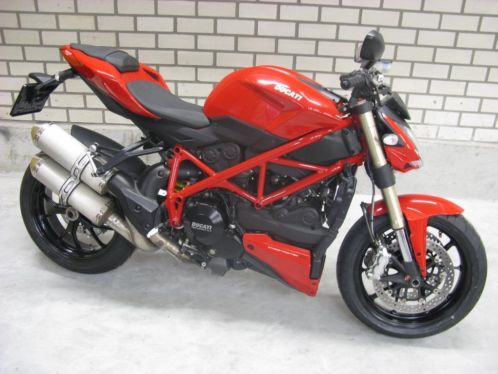 Ducati Streetfighter 1x 848 amp 2x 1098 