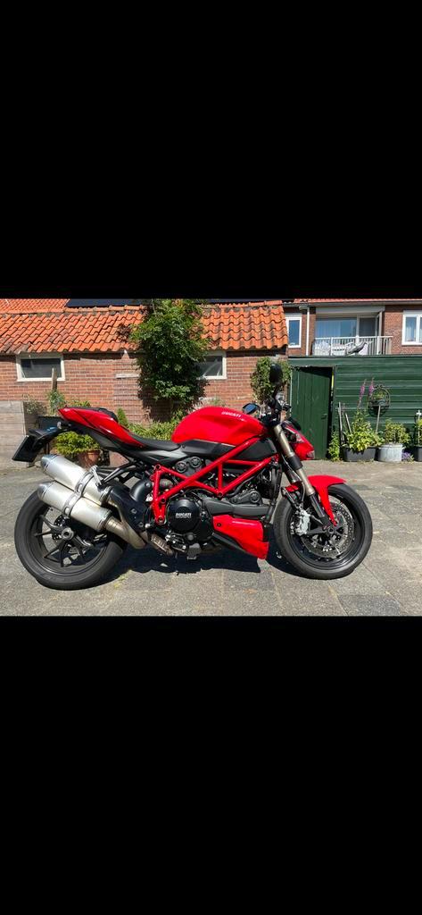 Ducati streetfighter 848 - bj 2014 (15d km - prima staat)