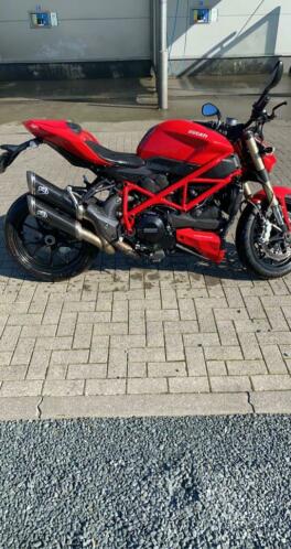 Ducati streetfighter 848 full termignoni veel carbon