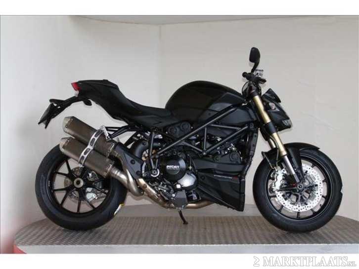 Ducati streetfighter 848 , sf848 