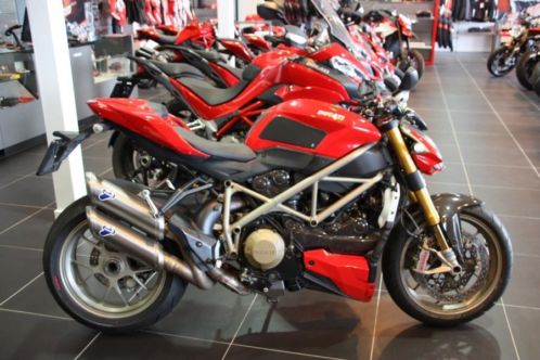 DUCATI STREETFIGHTER S (bj 2009)