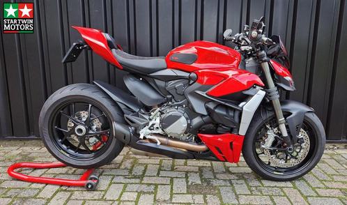 Ducati Streetfighter V2