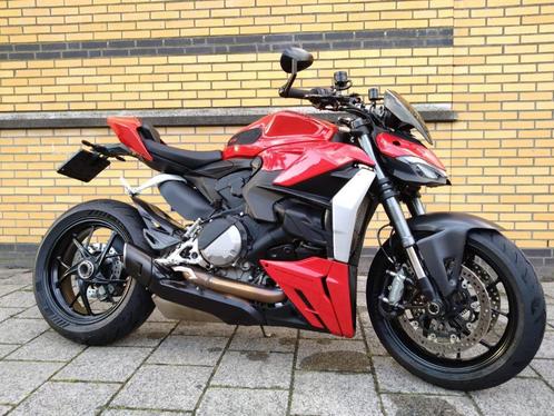 Ducati Streetfighter V2 full Options