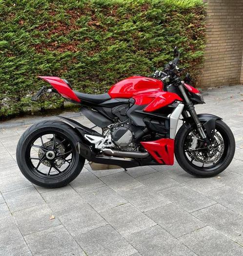 Ducati Streetfighter v2 veel opties bj2022 fabriekgarantie