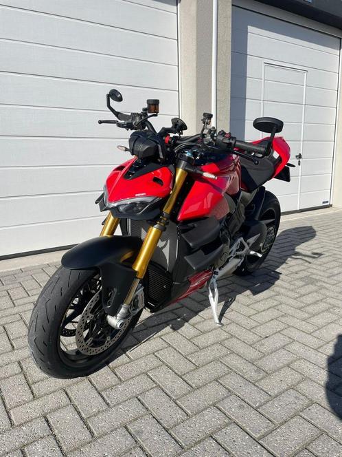 Ducati Streetfighter v4s 2020