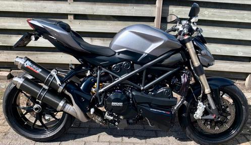  Ducati Streetfigther 848  Desmo beurt gehad