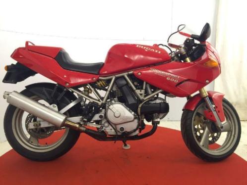 Ducati supersport 600 nuda bj 1994 rood ss 600