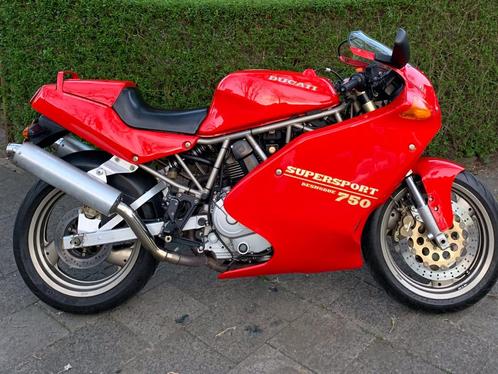 Ducati Supersport 750