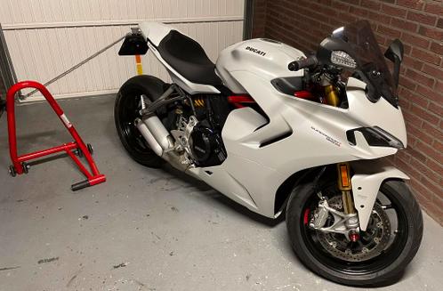 Ducati SUPERSPORT 950S 2021 wit compleet set, ZGAN