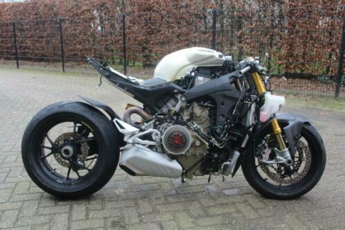 Ducati V4R 2020 schade, ideale basis circuitmotor