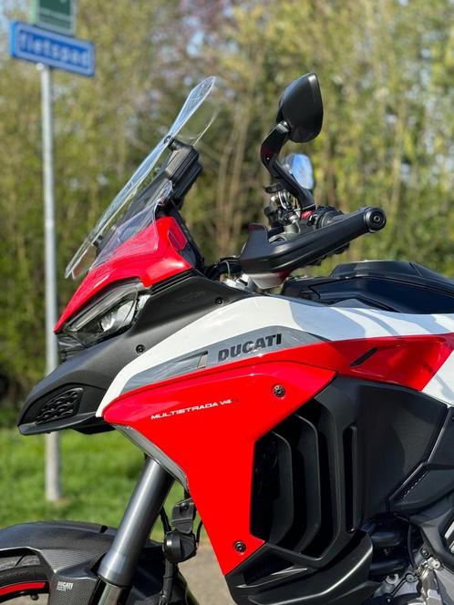 Ducati V4S Multistrada Sport Radar Travel7.853kmgarantie