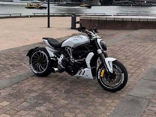 Ducati X diavel S Custom white edition