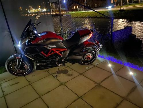 Ducatie Diavel nieuw staat