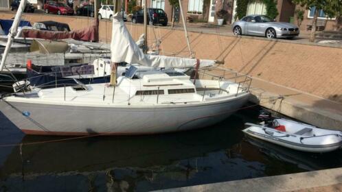 Dufour 27 Safari zeiljacht zeilkajuitboot polyester diesel