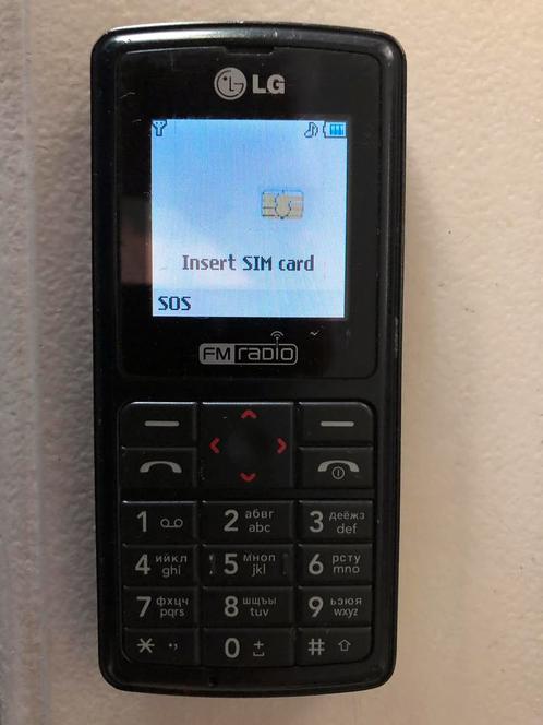 Dumbphone LG K270 GSM FM Radio