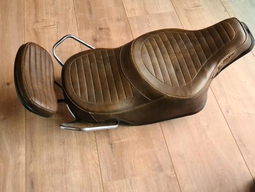 duoseat duo zadel harley-davidson shovelhead met rugsteun