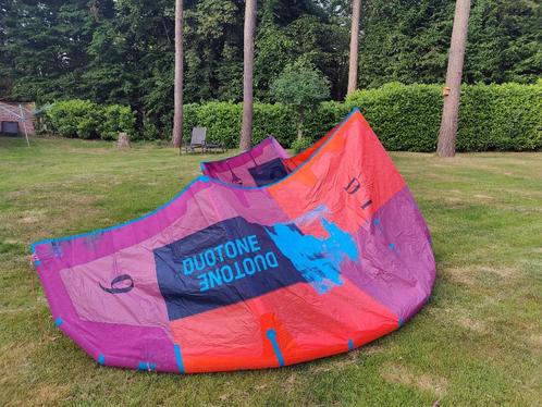 Duotone dice 2019 9m zeer goede kite