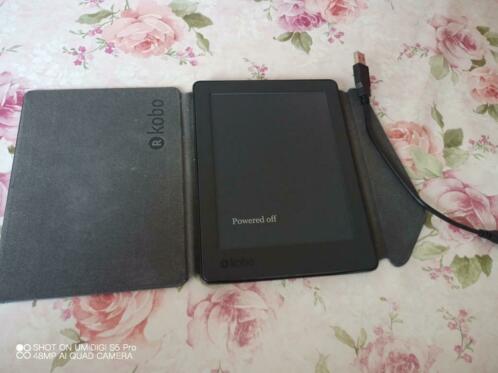 E-reader Kobo Aura H2O edition 2