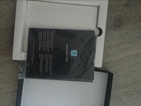E-reader Kobo Glo inclusief grijze sleepcover
