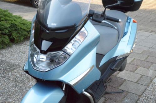een hele mooie scooter 500 cc te koop
