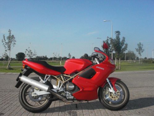 Een mooie Ducati St2 sport toer motor