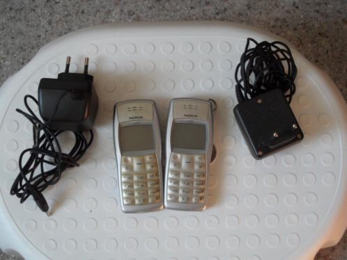 Eenvoudige Nokia telefoons (2x)