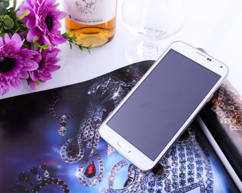 Efox Smart E5  Galaxy S5 Smartphone Nieuw incl. Extra039s