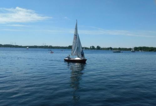Efsix snelle open zeilboot met trailer en BB motor