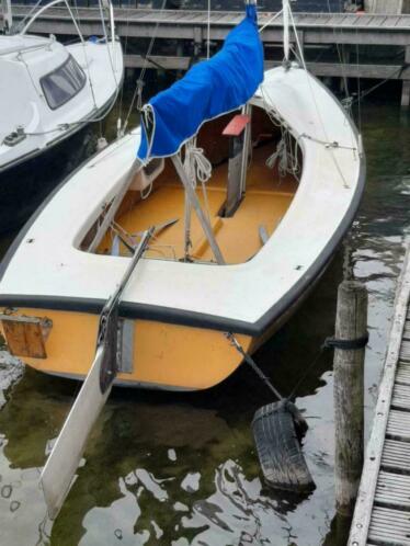 Efsix zeilboot - zeilklaar met fijne 2,5 pk buitenboordmotor