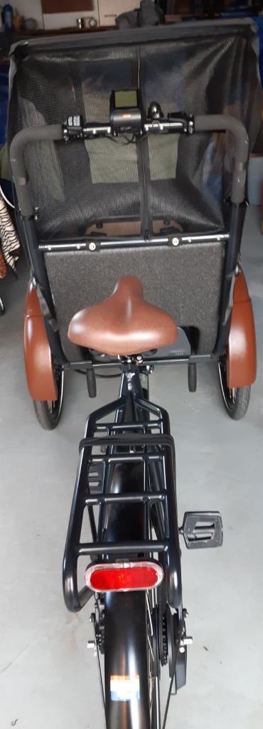 Electrice Bakfiets   socibike compact  regentent de luxe