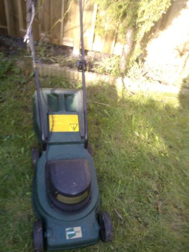 Elektrische grasmaaier met opvangbak