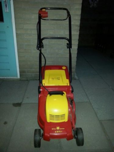 Elektrische Wolf gaten grasmaaier