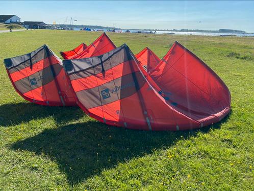 Eleveight kites WS V4 2021  7amp9 M2  CS Vary bar small