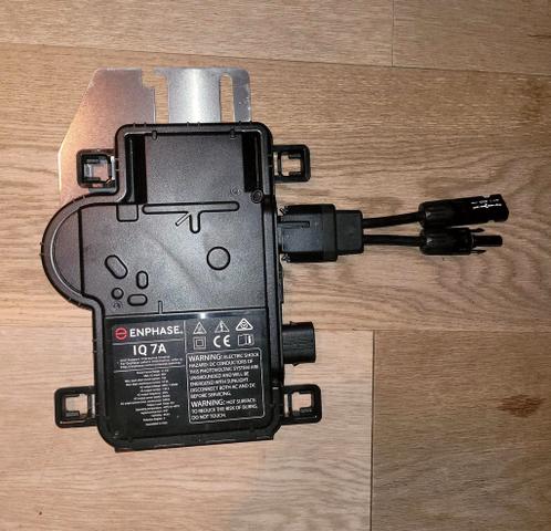 Enphase IQ7A Micro omvormer