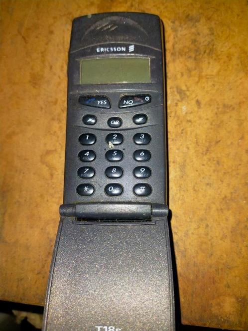 Ericsson GSM type 11D1001 - BV mobiele telefoon